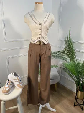 Pantalón estilo trouser café